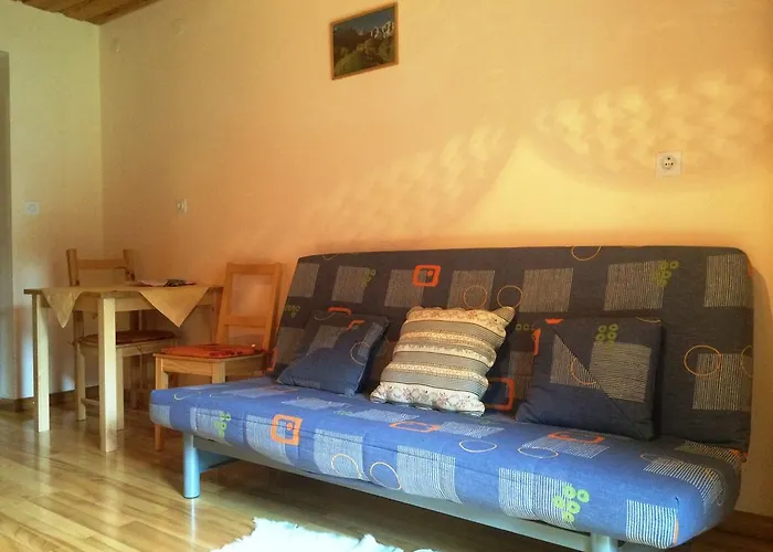 Bivanje na kmetiji Farm Juvanija *